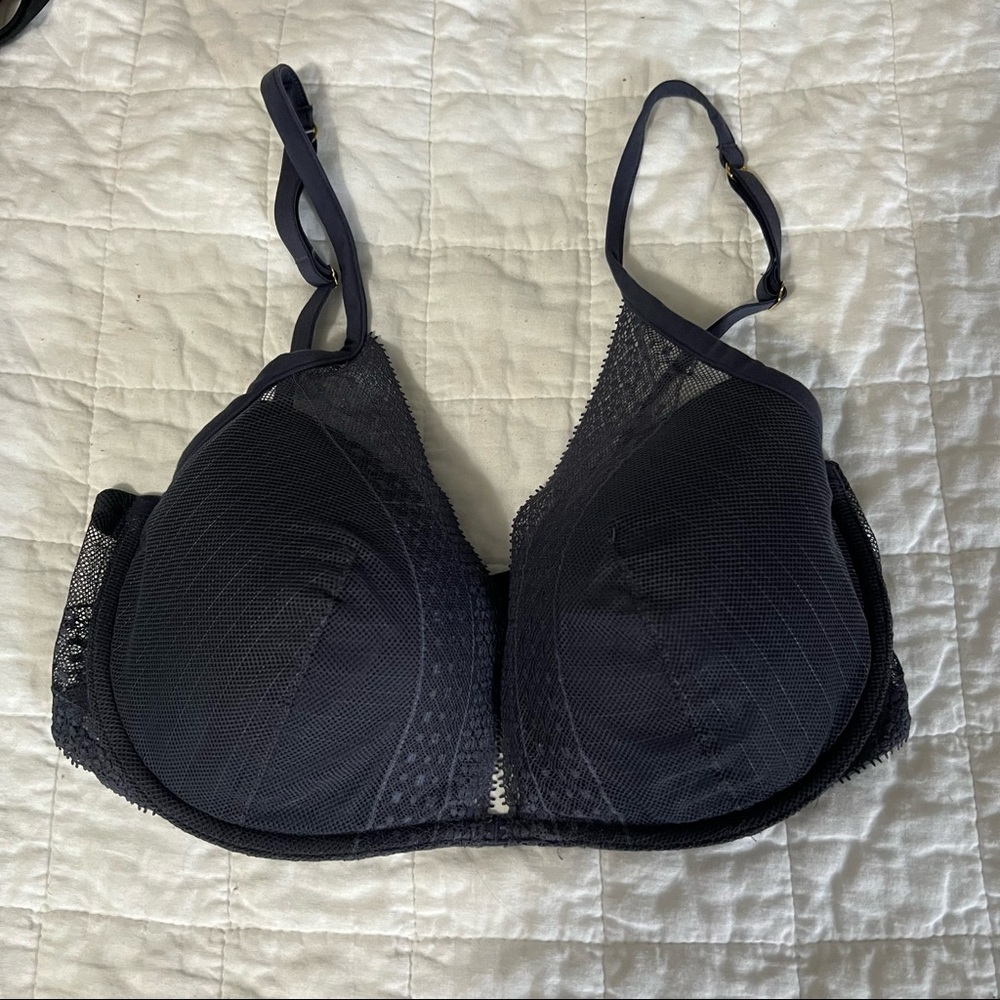 VS Bra